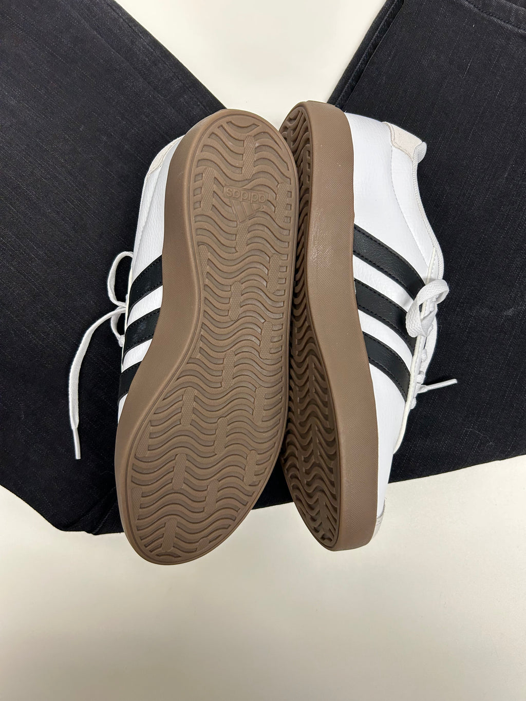Adidas Sneakers Size 7.5