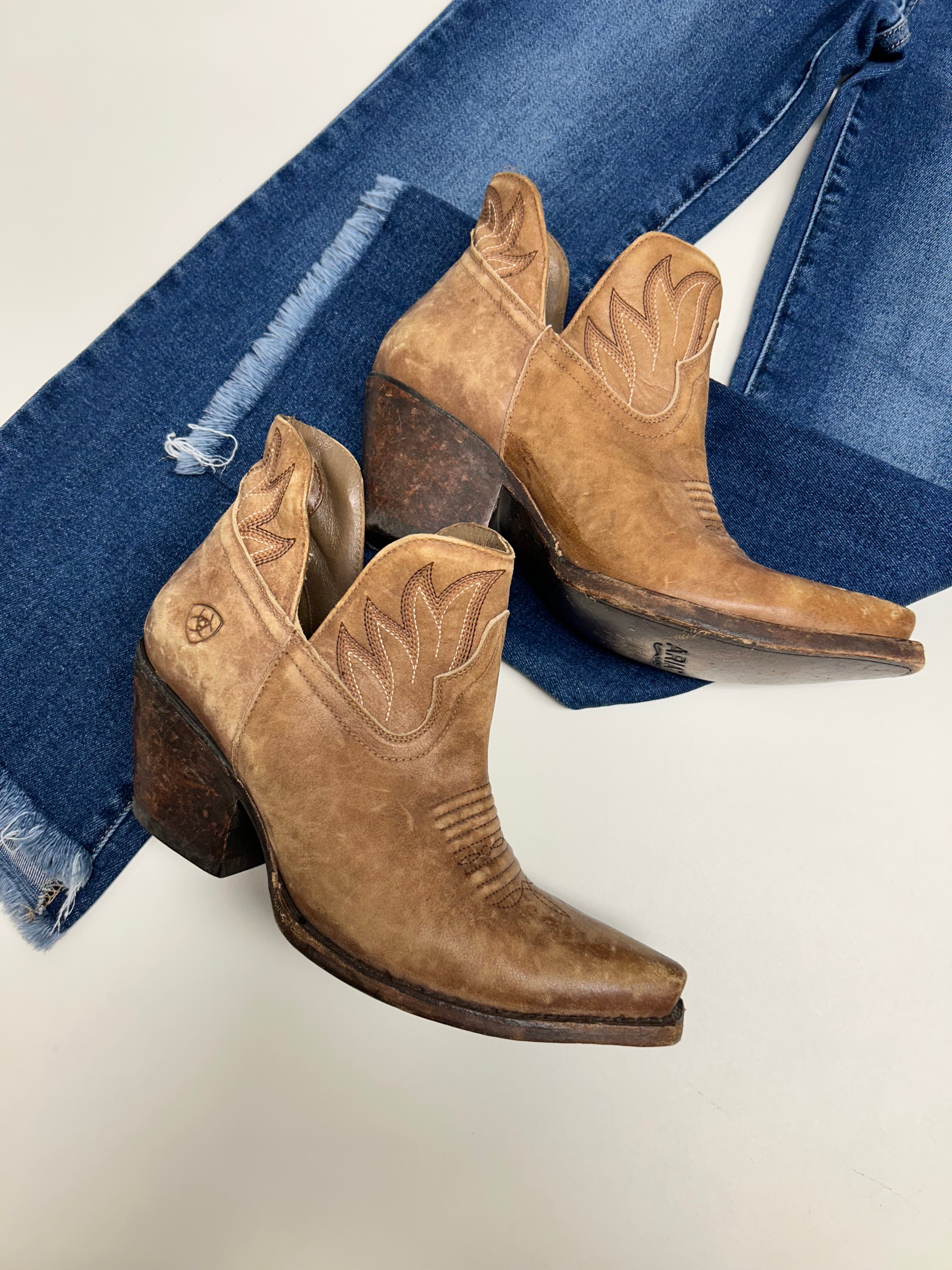 Ariat Boots Size 9.5
