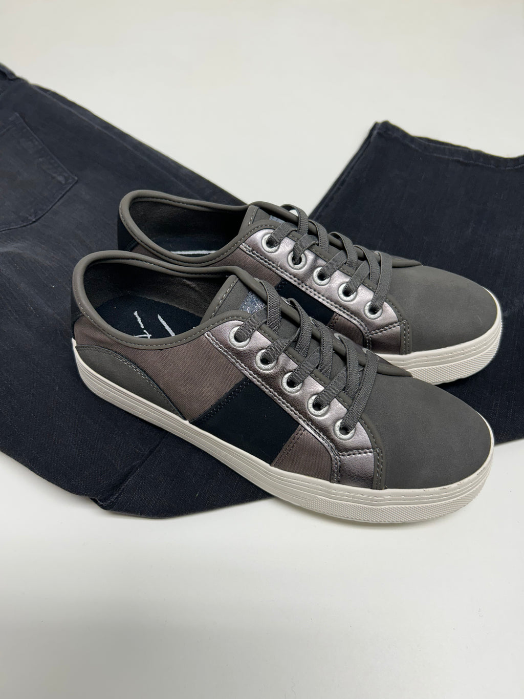 Blowfish Sneakers Size 10