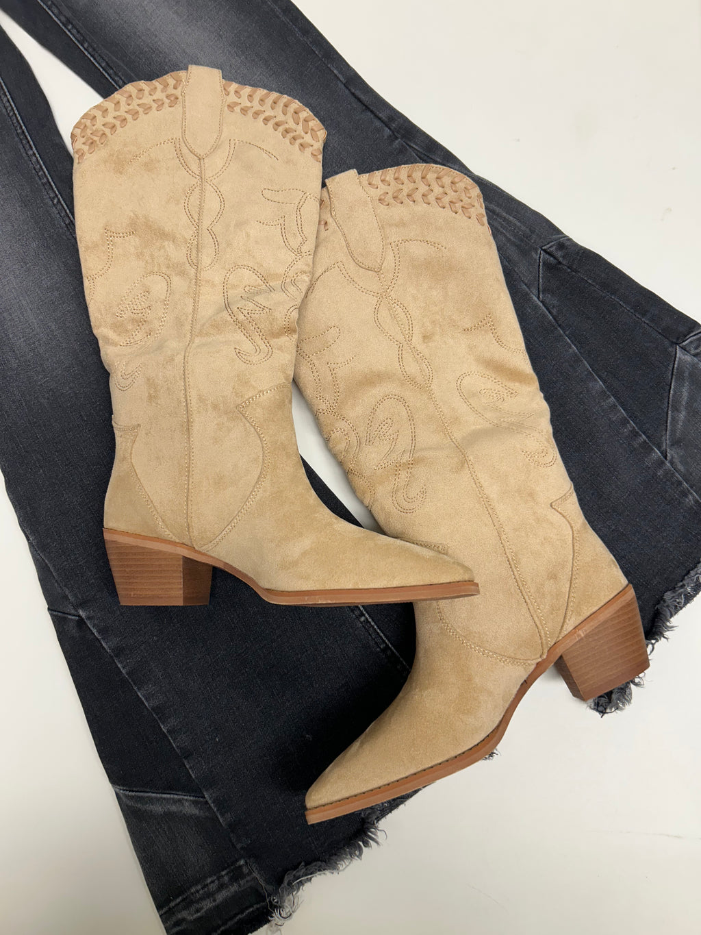 Reitoye Cowboy Boots Size 8