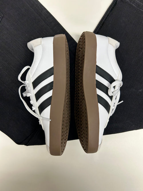 Adidas Sneakers Size 7.5